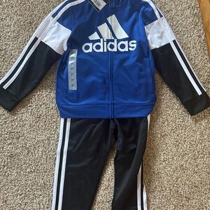Adidas Toddler sweatpants sets available